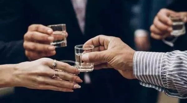 泵閥人背后的真實(shí)人生！此文看哭10000+老板!