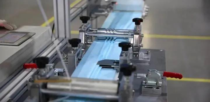 是跨界演繹，還是實力展現(xiàn)？利歐宣布口罩生產(chǎn)線投產(chǎn)，日產(chǎn)能100萬只